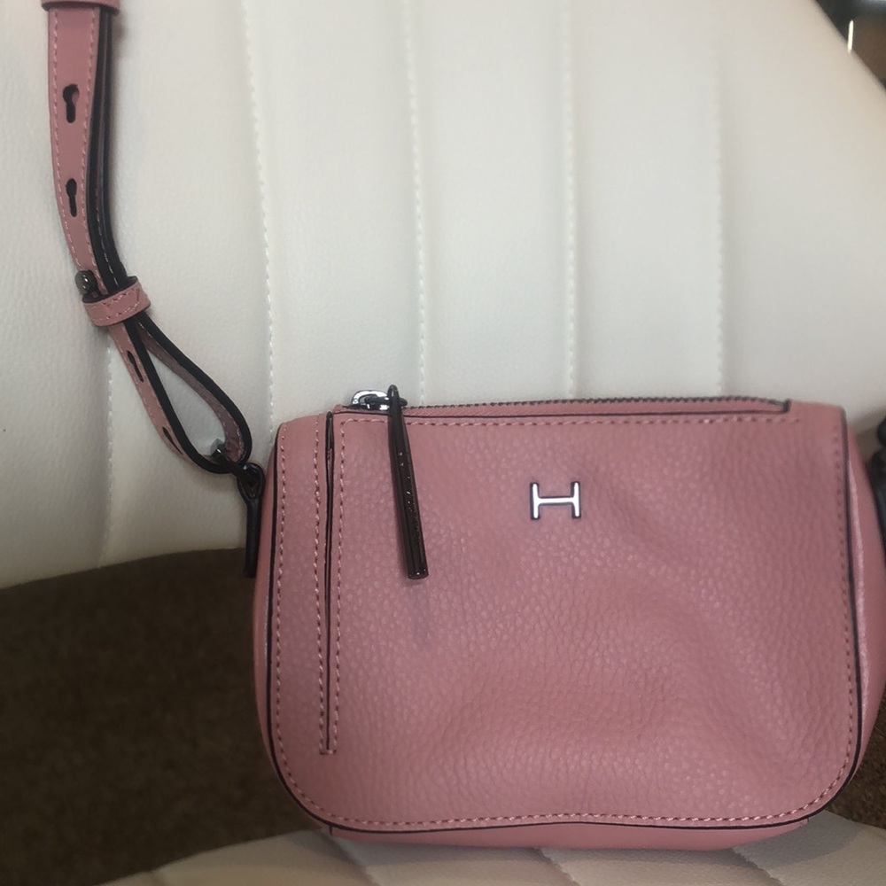 H by Halston pink pebble w/gunmetal adjustable zipper closure small crossbody.